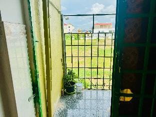 Mini studio fast WiFi 22 sqm  Vacation rental in Phnom Penh Province