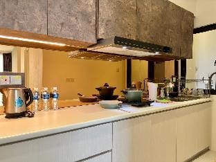 Jk>DeLOFTS_8.0>4Pax>200Mbps>2BedR>1BathR>1Carpark Vacation rental in Kuching