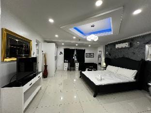 Premium Studio in Kandi tower 1 & 2  Apartment in Angeles