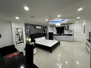 Premium Studio in Kandi tower 1 & 2  Apartment in Angeles