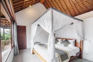 Minara 4 BR Private Pool Villa Y067 Villa in North Kuta