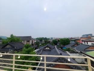 Jeonju Pungnam Yangok Bed and Breakfast in South Korea