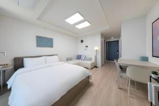 Sokcho Summit Bay 1504 Bed and Breakfast in South Korea