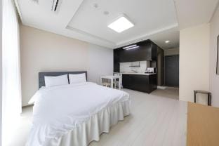 Gangneung Hi Ocean 618 Bed and Breakfast in South Korea
