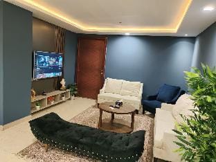 Luxurious One Bedroom Premier retreat in GoldCrest Apartment in Lahore