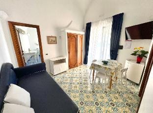 La Caravella Positano, Relais & Beach Apartment in Positano
