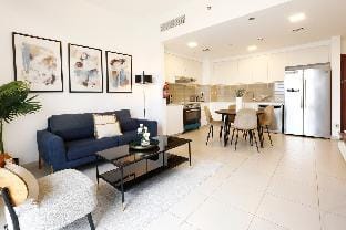 Brown Stone - Miracle Garden Hayat Vacation rental in Dubai