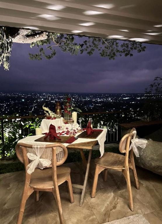 Candhari Heaven Suite Villa Hotel in Special Region of Yogyakarta