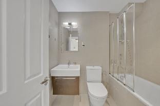 Two bedroom Apartment in Hyde Park Corner Apartment in City of Westminster