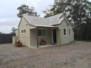 Ironbark Cottage Vacation rental in Victoria