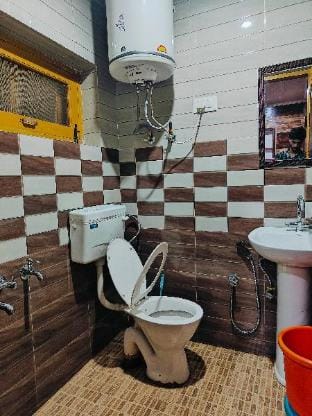 Reshi Guest house Vacation rental in India