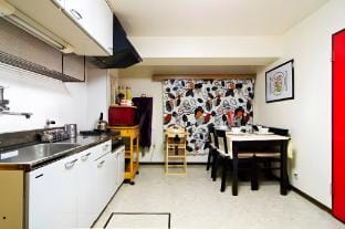 2-bedroom apartment behind the Roppongi Hills Apartment in Kanagawa Prefecture