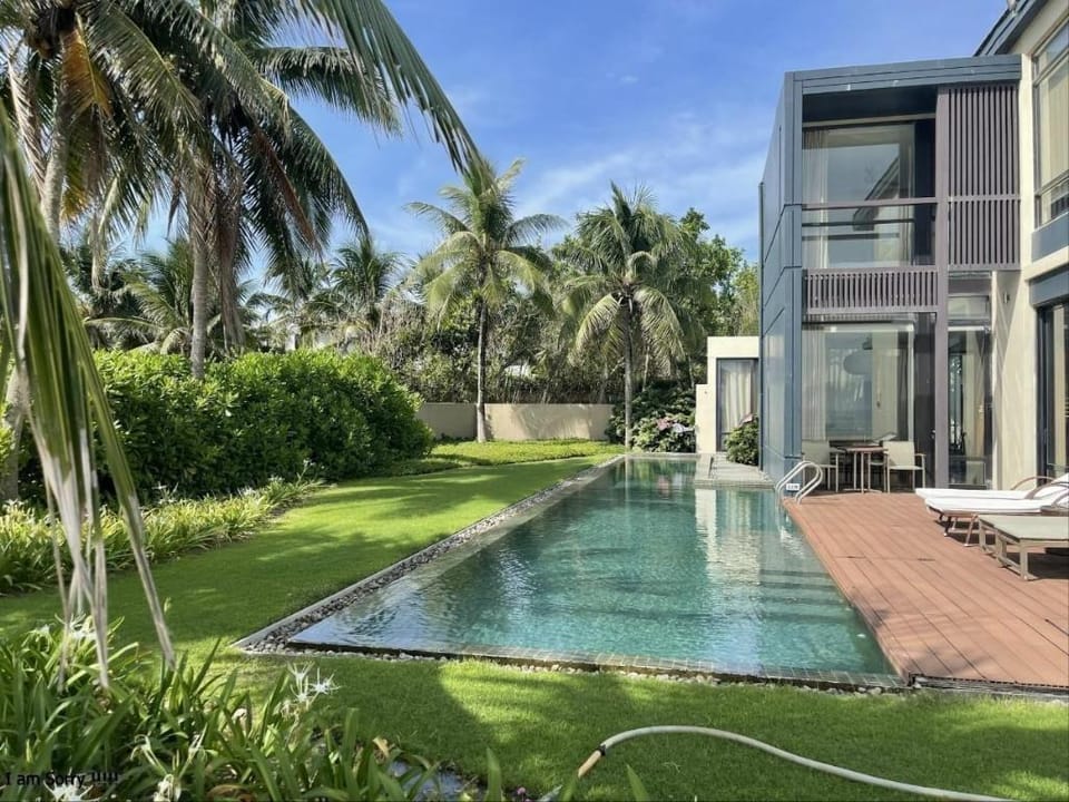 Luxury Villa - Hyat Resort Hotel in Hoa Hai