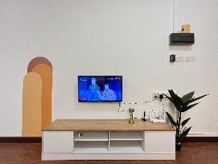 Cozy 10Pax 3BR Near TCempedak Beach, Netflix Vacation rental in Pahang, Malaysia