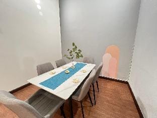 Cozy 10Pax 3BR Near TCempedak Beach, Netflix Vacation rental in Pahang, Malaysia