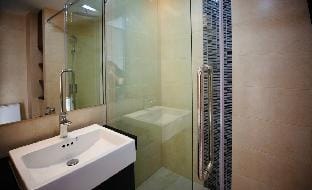 Top-Floor Great Seaview (Escape 7th Floor) Apartment in Chon Buri Changwat