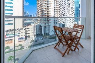 Cityscape Studio I Gym, Pool, & Cozy Views Apartment in Dubai