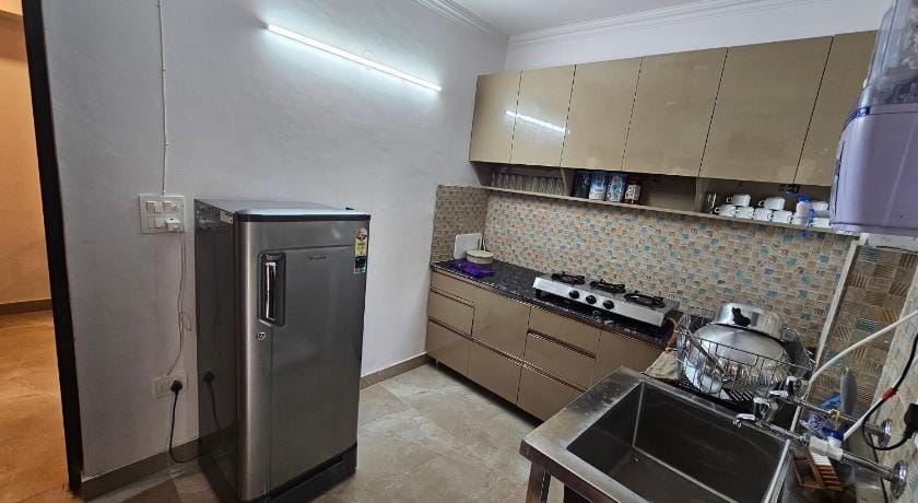 Gautam Nagar Homestay South Delhi Apartment in Delhi