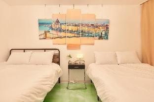 Ocean 숙소 합정역 도보7분 트리플역세권 홍대레드로드 도보1분 침대 퀸베드4 싱글1 Vacation rental in Seoul