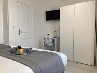 Appartement Altea 85m2 Climatisé Parking Proche Sanctuaire Apartment in Lourdes