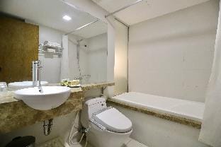 16/2/535 km Three tree Apartment in Hanoi