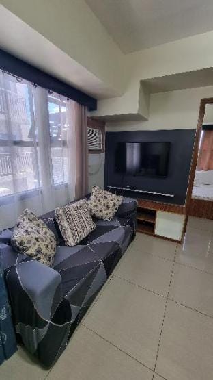 1BR up to 2-5pax Netflix +Prime Video @Horizons101 Vacation rental in Lapu-Lapu City