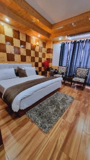 HILLTOP HEAVEN Apartment in Shimla
