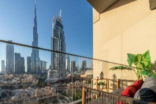Burj Khalifa Sunset View | Dubai Mall - 5 min walk Vacation rental in Dubai