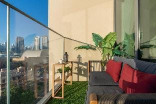 Burj Khalifa Sunset View | Dubai Mall - 5 min walk Vacation rental in Dubai