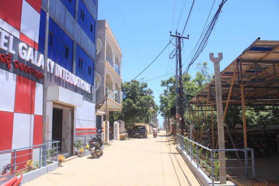 Hotel Galaxy International Hotel in Puri