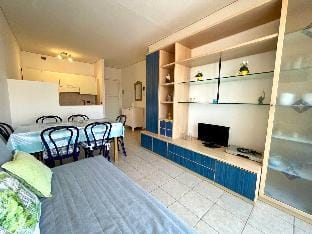 Welcoming flat in a great location Apartment in Porto Santa Margherita