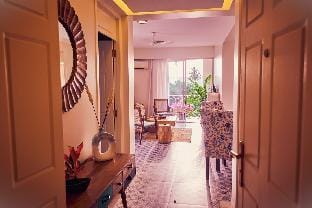 ZenAway Stays -2BHK Pool Kitchen Near Candolim Apartment in Goa, India