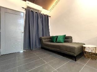 Classical20[3Room][10pax][Karaoke][PoolTable][BBQ] Vacation rental in Port Dickson