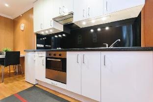 GRANADA CENTER + PARKING + 2 BA + 3 BR Apartment in Granada