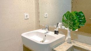 Good Modern Look Studio Gold Coast By Travelio Apartment in Jakarta
