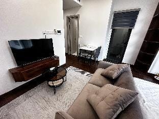 Masteri West Height Tây Mỗ - A.3701 Apartment in Laos