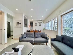 Luxury House#Roppongi Sta 4min/w#Free Parking#7ppl Vacation rental in Kanagawa Prefecture