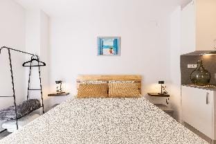 Unik Vacation Studio Apartment in Tarragona