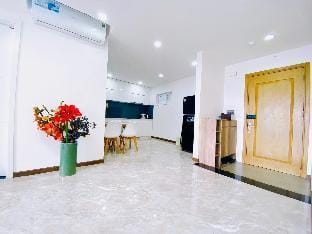 3 bedroom apartment My Khe beach Apartment in Da Nang