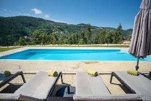 Quinta de Cabanas Douro Country House Villa in Porto District