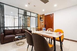 Losso Spacious - Group- Stay, Party, Central D1,  Apartment in Ho Chi Minh City