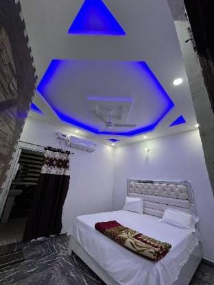 Entire home in Vrindavan Vacation rental in Uttar Pradesh