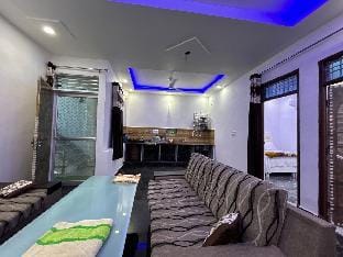 Entire home in Vrindavan Vacation rental in Uttar Pradesh