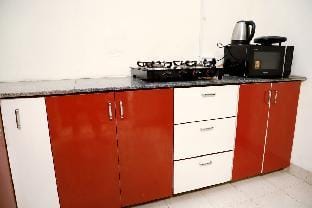 Divine India Service Apartment 3Bhk, E28 Saket 1B Apartment in New Delhi