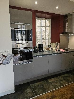 Le Sherlock Apartment in Occitanie
