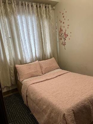 Tellies Staycation Apartment in Paranaque