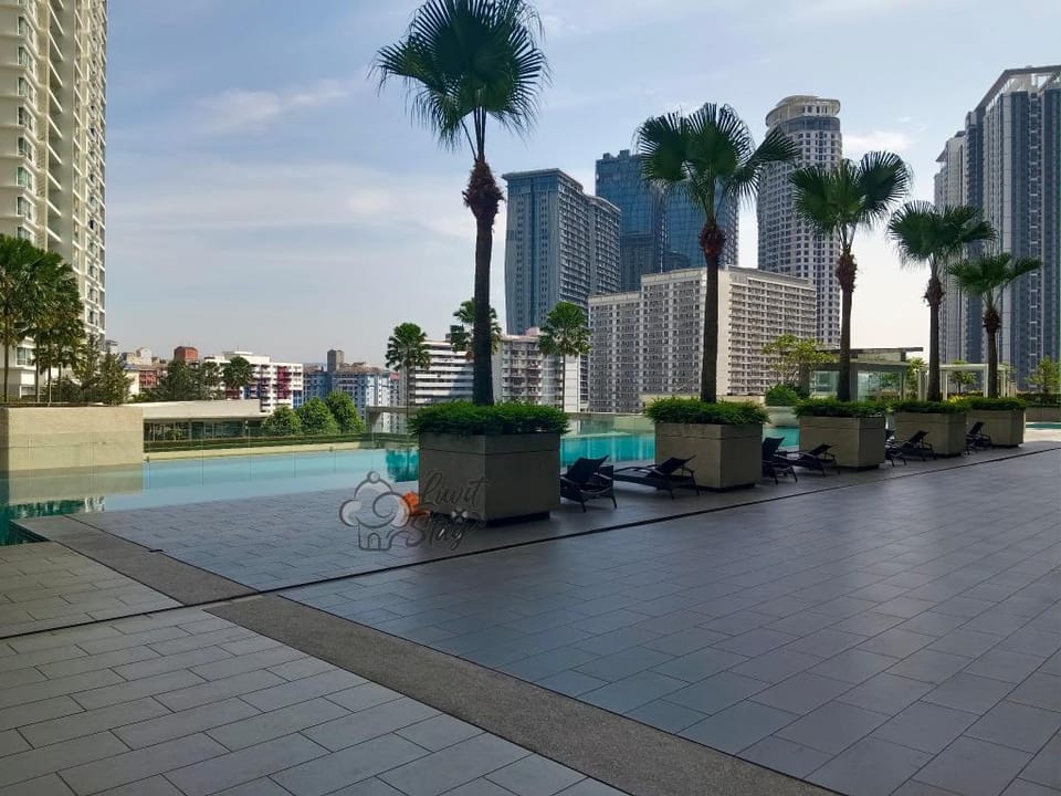 Camellia Bangsar South Premium Family 2R1B l 6Pax Apartment in Federal Territory of Kuala Lumpur