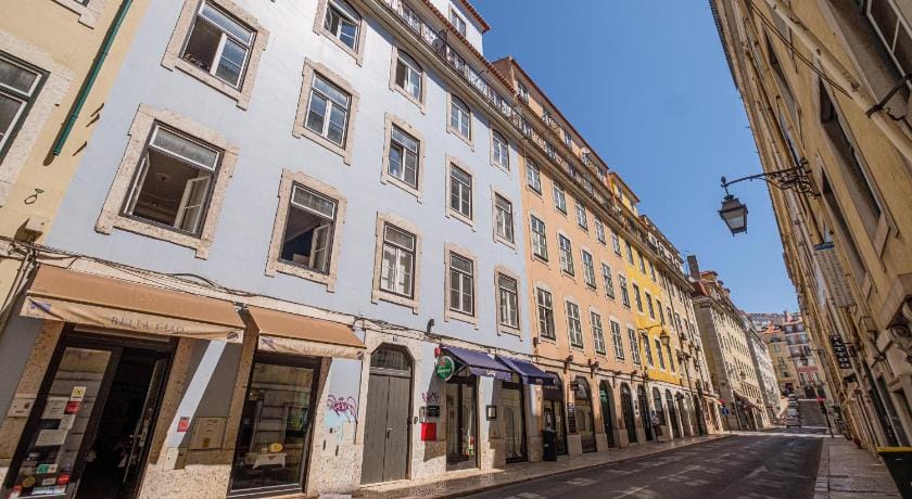 Nomad's Downtown Lisbon - 3BDR S. Julião Apartment in Lisbon