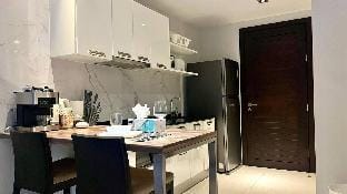 521-5 Stars Pool View Large Studio  Patong Beach Apartment in Patong