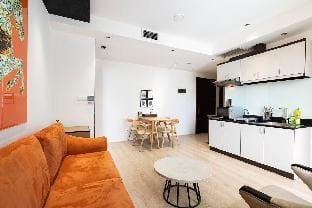The Rixx Japantown@Lancaster/bathtub/Netflix/bar Apartment in Ho Chi Minh City